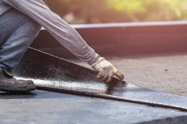 Professional Vapor Barrier Installation technician working in Hudson, NC